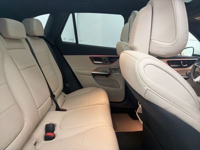 2026 Mercedes-Benz GLC — photo 27 view
