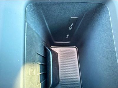 2026 Volkswagen Tiguan — photo 30 view