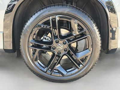 2026 Volkswagen Tiguan — photo 41 view