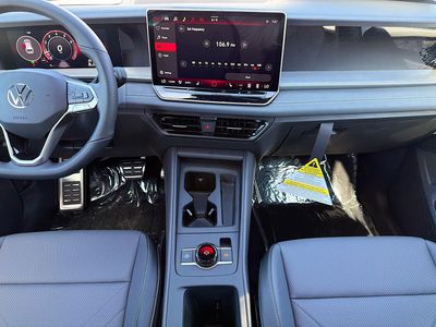 2026 Volkswagen Tiguan — photo 18 view