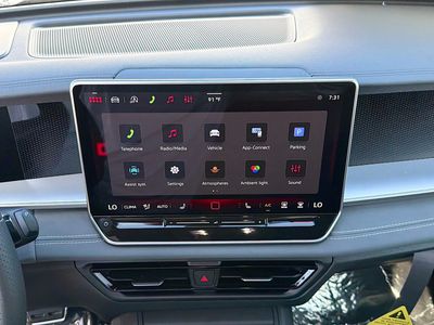 2026 Volkswagen Tiguan — photo 29 view