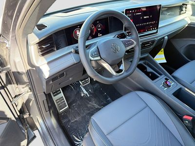 2026 Volkswagen Tiguan — photo 25 view