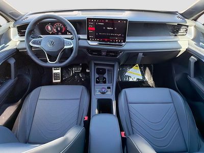 2026 Volkswagen Tiguan — photo 15 view