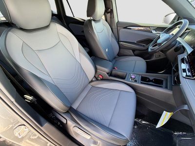 2026 Volkswagen Tiguan — photo 14 view