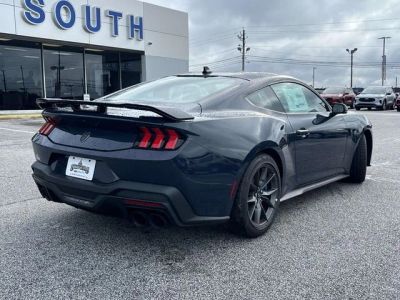 2026 Ford Mustang - Photo 3