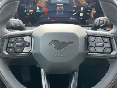 2026 Ford Mustang - Photo 17