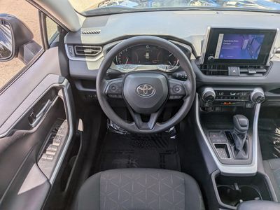 2024 Toyota RAV4 - Photo 17