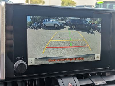 2024 Toyota RAV4 - Photo 32