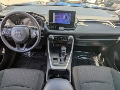 2024 Toyota RAV4 - Photo 16