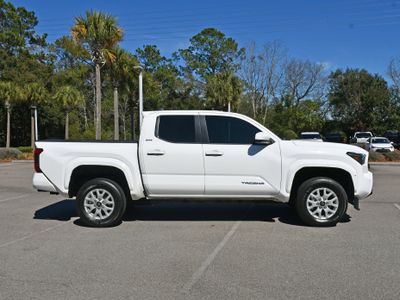 2024 Toyota Tacoma - Photo 1