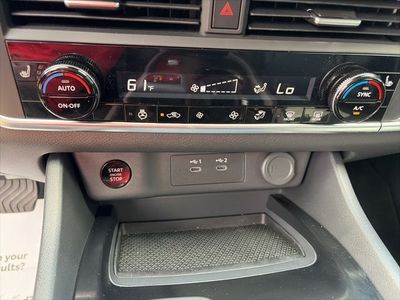 2025 Nissan Rogue - Photo 17