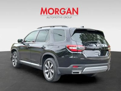 2025 Honda Pilot — rear three-quarter view