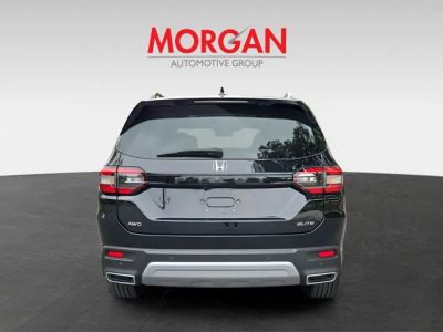 2025 Honda Pilot — detail view