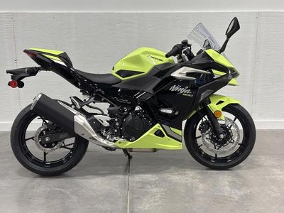 2026 Kawasaki Ninja 500 - Photo 10