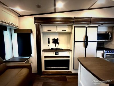 2022 Dutchmen Atlas — photo 19 view