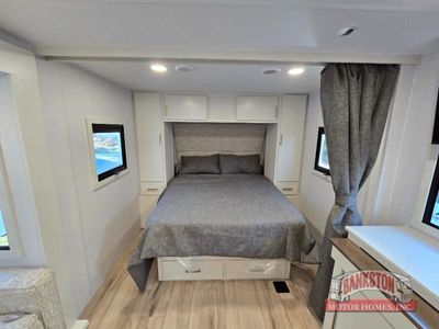 2026 Model Ix 23 - Photo 28