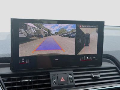 2024 Audi SQ5 — photo 13 view