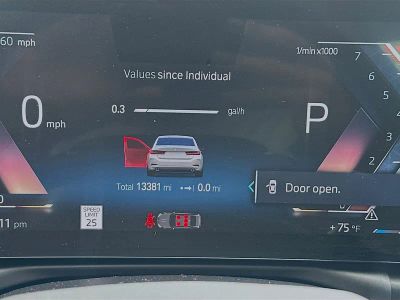 2024 BMW 3 Series — photo 9 view