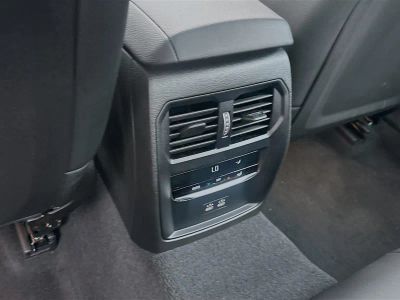 2024 BMW 3 Series — photo 22 view