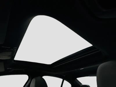 2024 BMW 3 Series — photo 15 view
