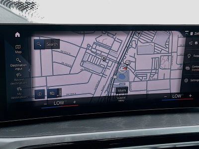 2024 BMW 3 Series — photo 11 view