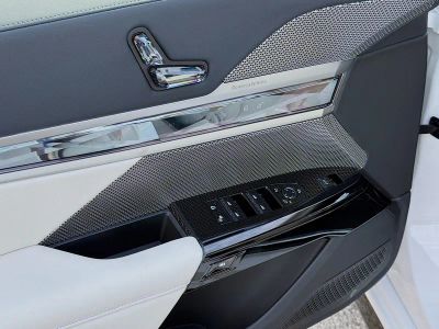 2026 BMW 7 Series — photo 23 view