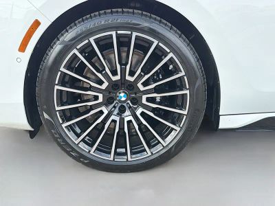 2026 BMW 7 Series — photo 41 view