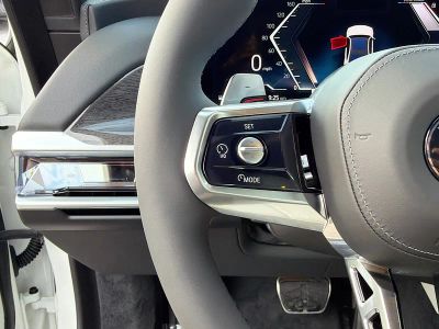 2026 BMW 7 Series — photo 37 view