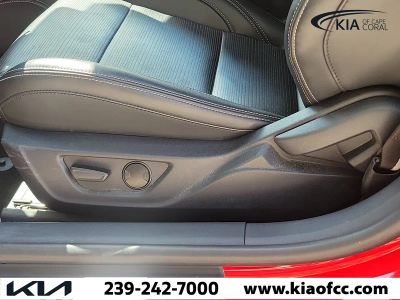 2024 Ford Mustang — photo 15 view