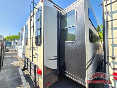 2017 Montana High Country 310RE — rear three-quarter view