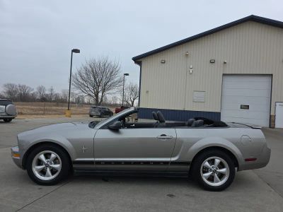 2008 Ford Mustang - Photo 24