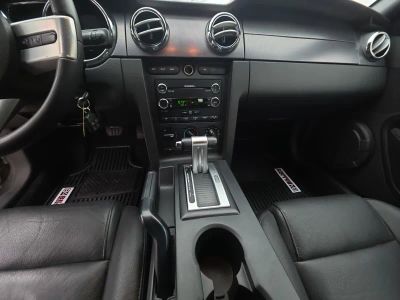 2008 Ford Mustang - Photo 13