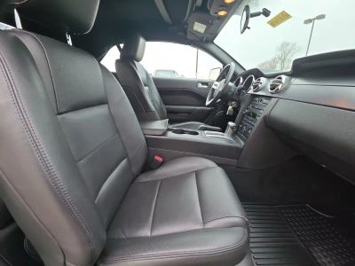 2008 Ford Mustang - Photo 15