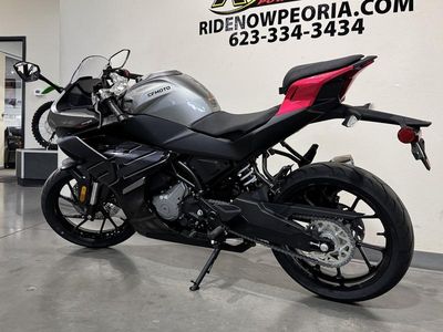 2026 CFMOTO 300SS - Photo 6