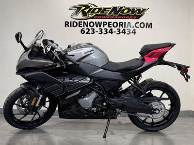 2026 CFMOTO 300SS - Photo 8