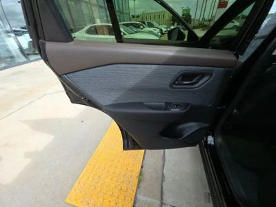 2023 Nissan Rogue — photo 22 view