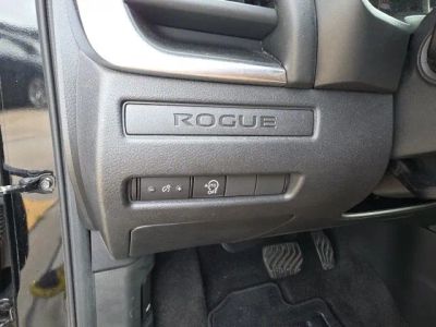 2023 Nissan Rogue — photo 14 view