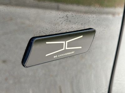 2026 Jaguar F-PACE — photo 11 view