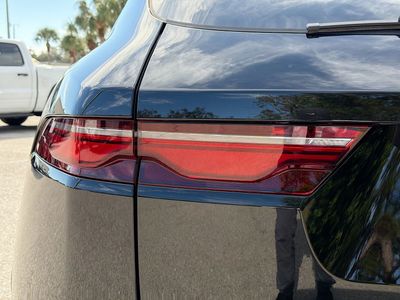 2026 Jaguar F-PACE — photo 10 view