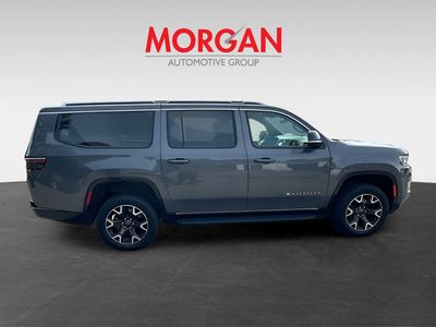 2023 Jeep Wagoneer L - Photo 8
