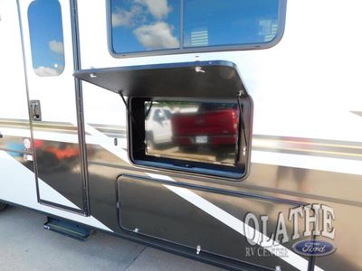 2024 Coachmen RV Pursuit — engine compartment view