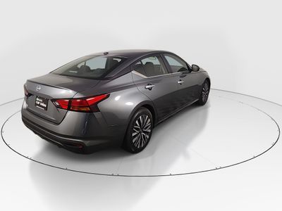 2025 Nissan Altima — photo 7 view