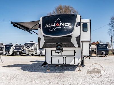 2021 Alliance RV Valor - Photo 6