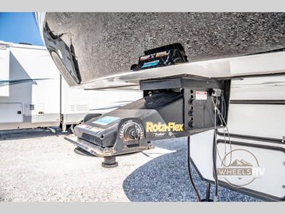 2021 Alliance RV Valor - Photo 16