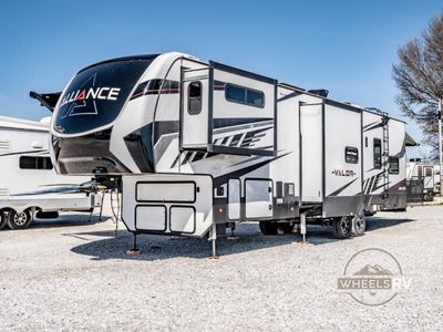 2021 Alliance RV Valor - Photo 5