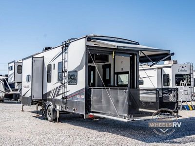 2021 Alliance RV Valor - Photo 9