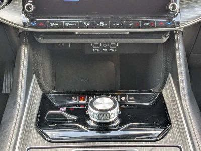 2024 Jeep Wagoneer — photo 21 view
