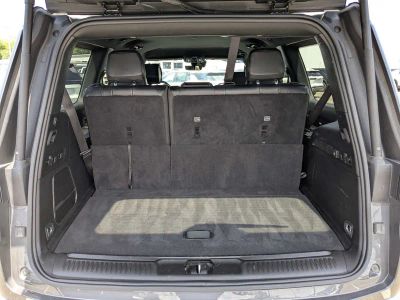 2024 Jeep Wagoneer — photo 12 view