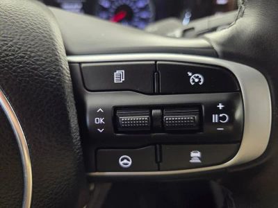 2023 Kia K5 — photo 19 view