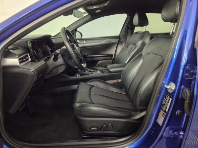 2023 Kia K5 — photo 12 view
